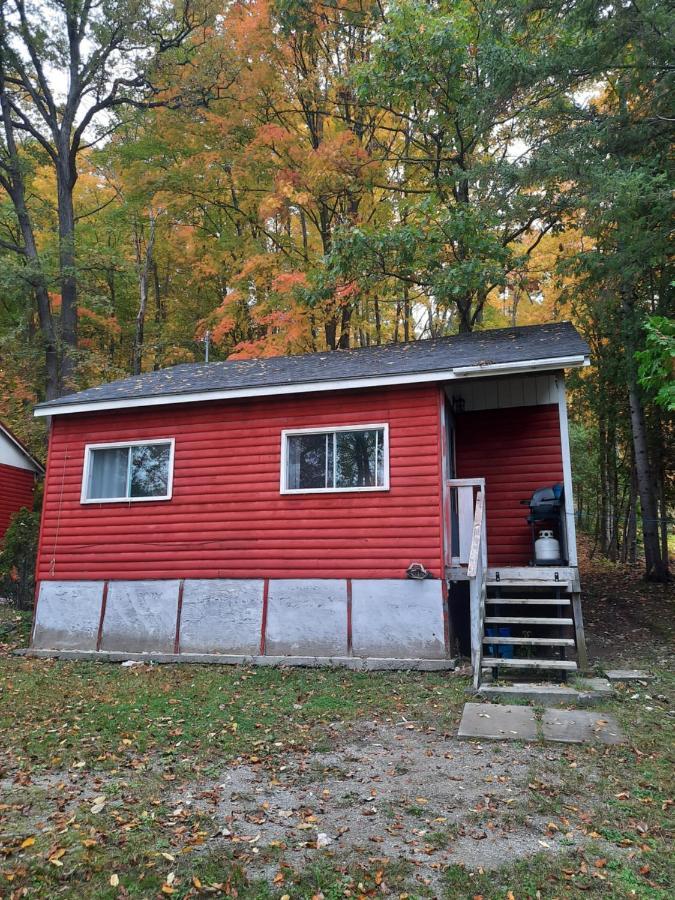 Lakefront Hideaway Resort Kawartha Lakes Buitenkant foto