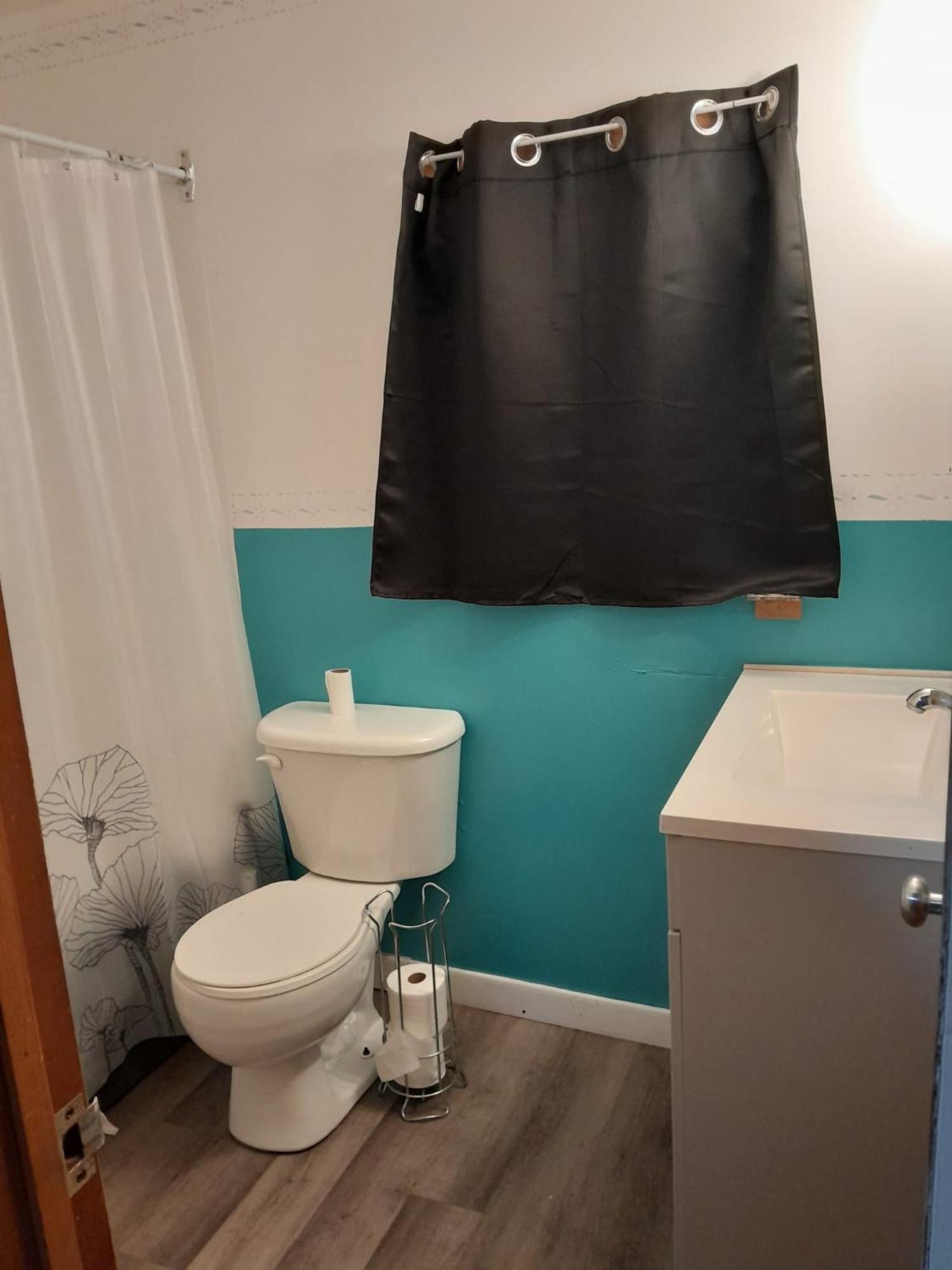 Lakefront Hideaway Resort Kawartha Lakes Kamer foto