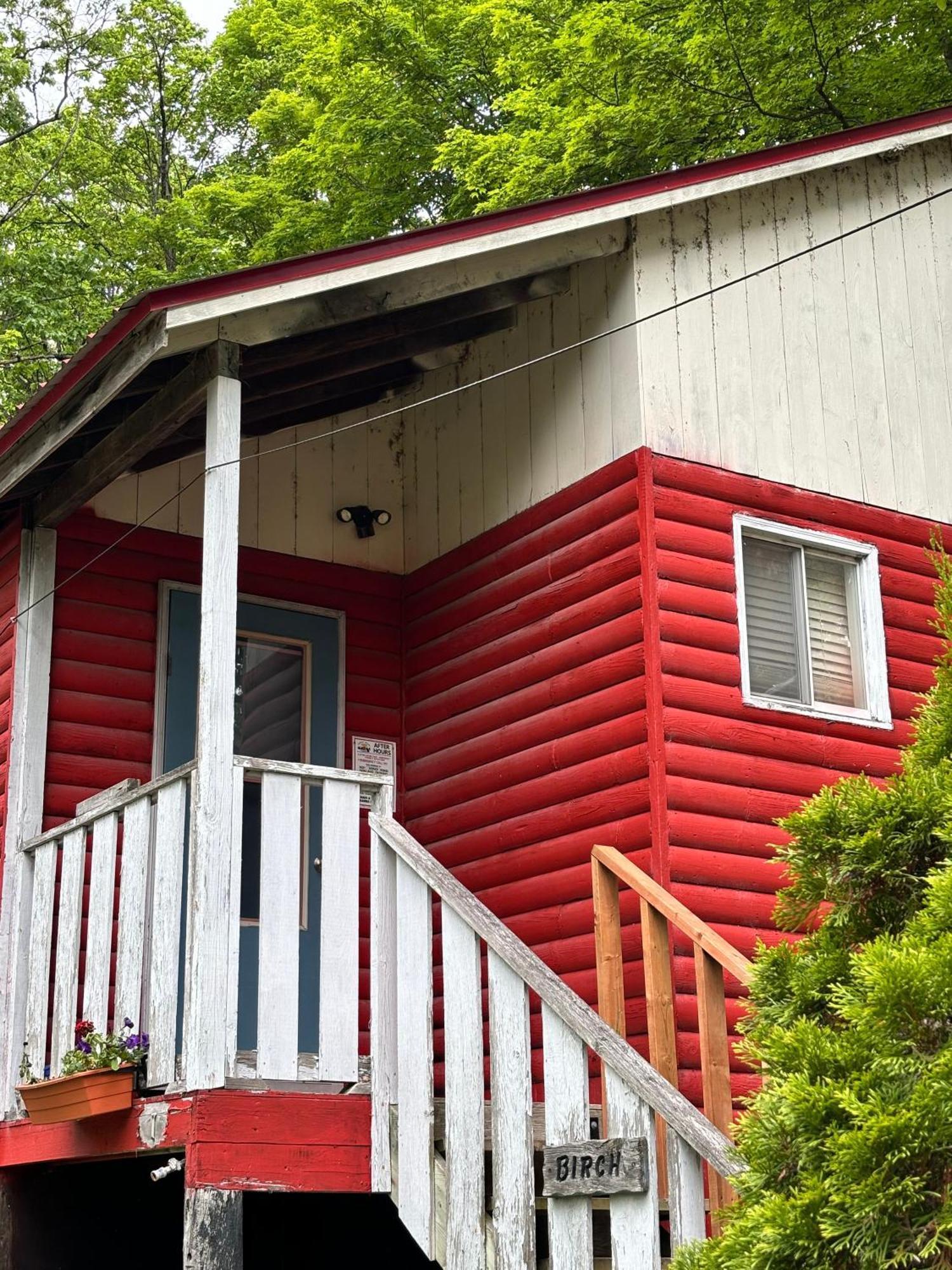 Lakefront Hideaway Resort Kawartha Lakes Buitenkant foto